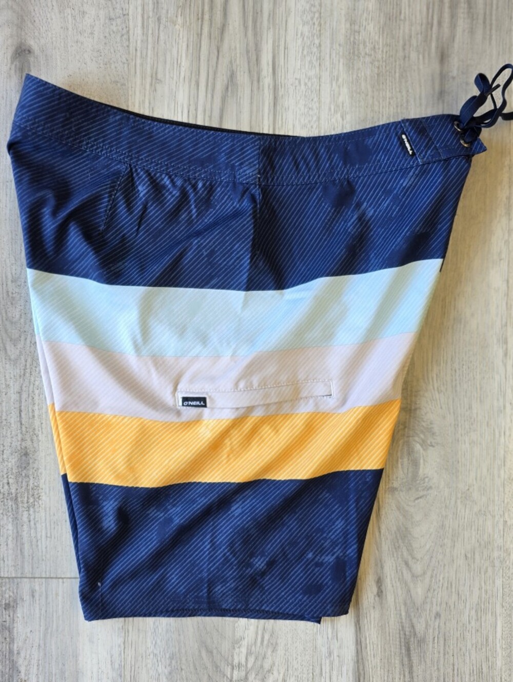 O’Neill Hyperfreak Navy Stripe Board Shorts Size 34